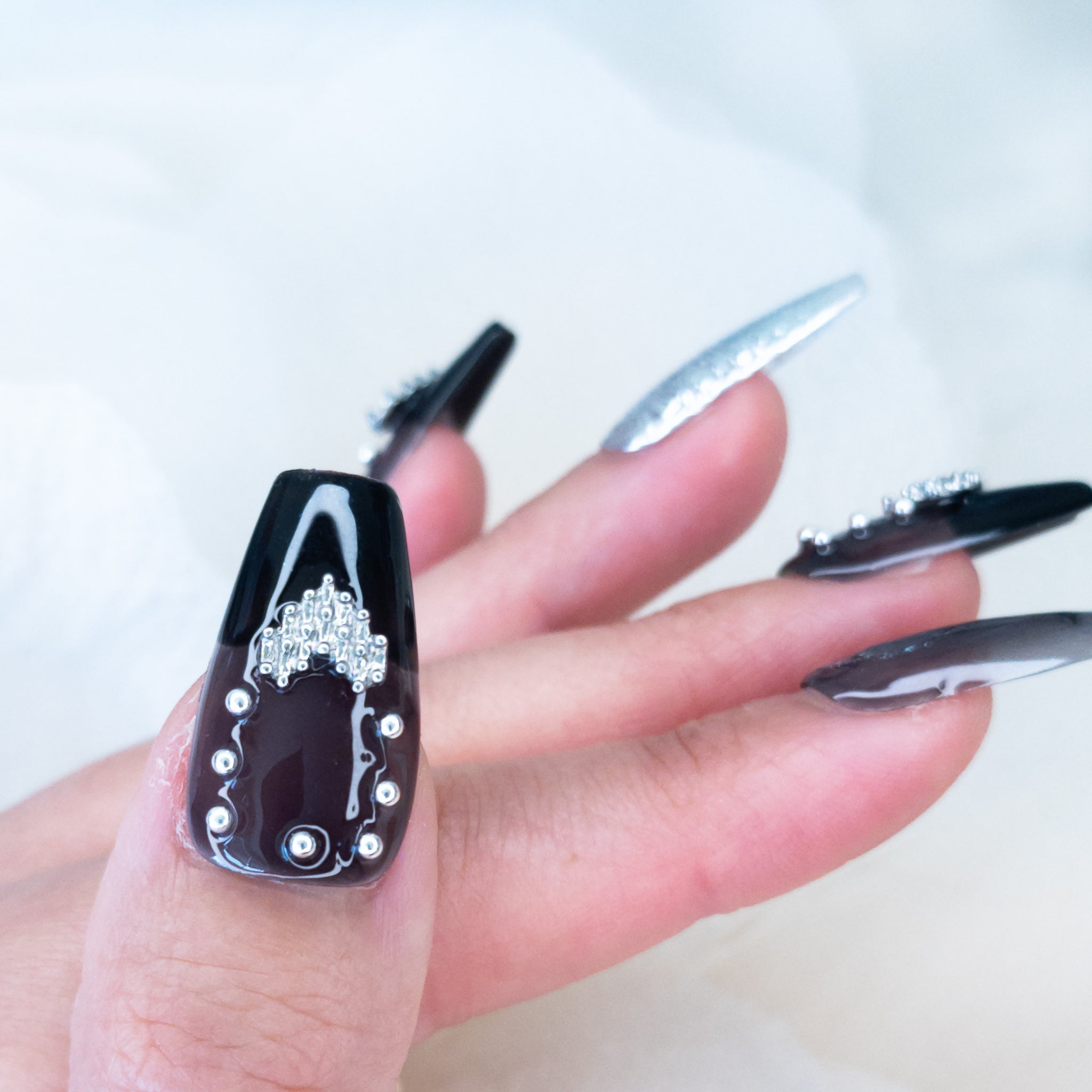 Metallic Arrow Accent