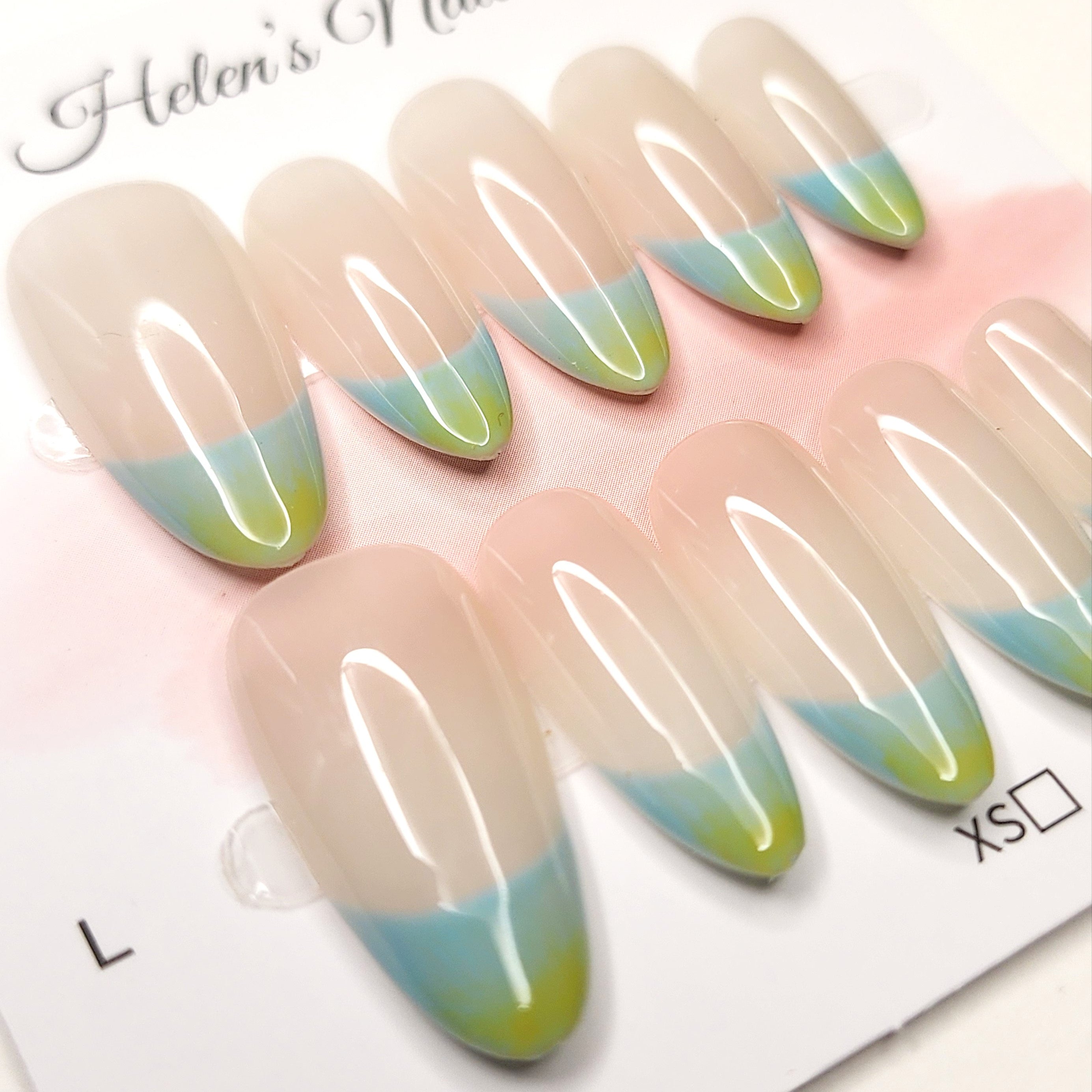 Soft Horizon French Tip